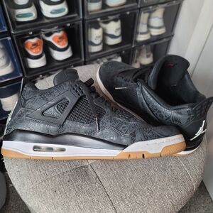 Jordan Black Sneakers